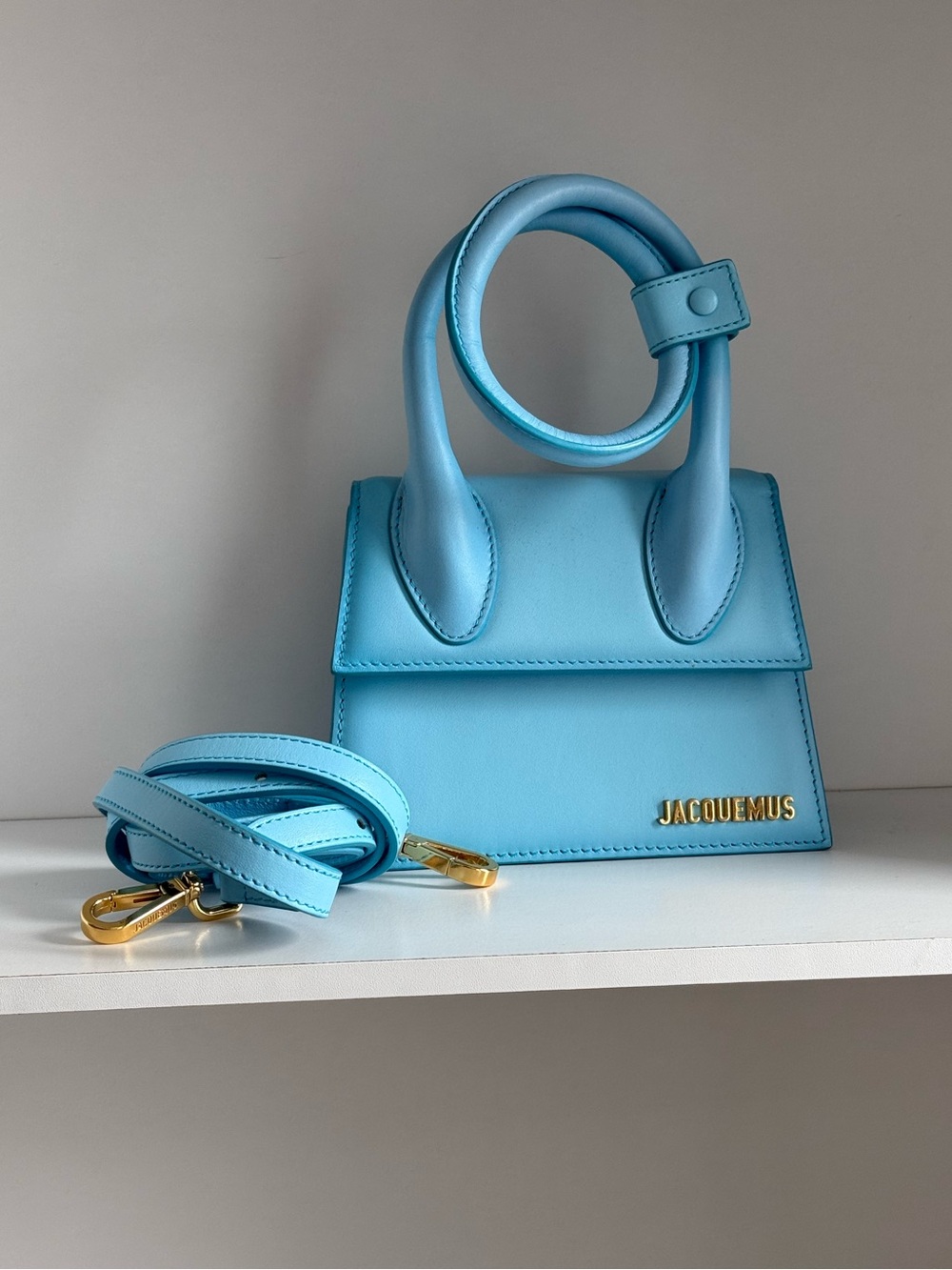 Jacquemus Le Chiquito Small Bag – Light Blue Leather - Picture 2 of 16